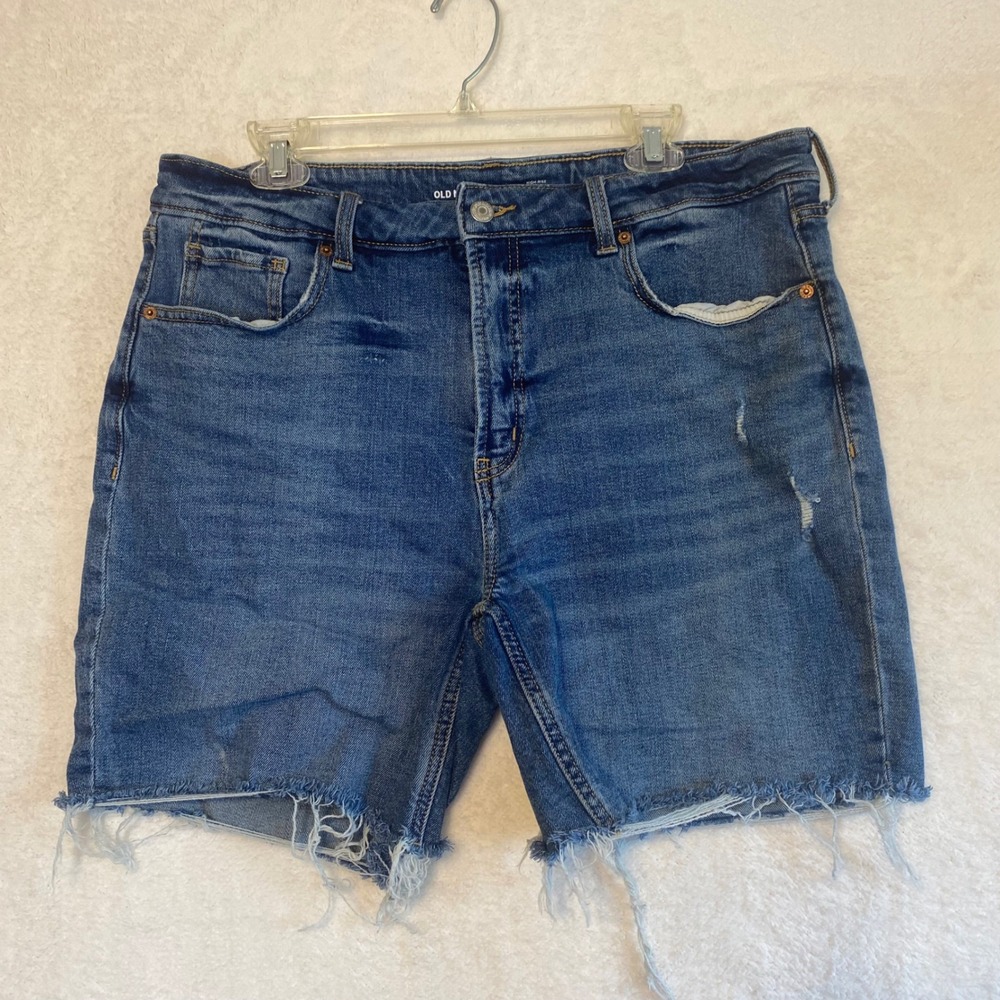 Old Navy High Rise O.G. Straight Denim Shorts Size 16 Blue Distressed